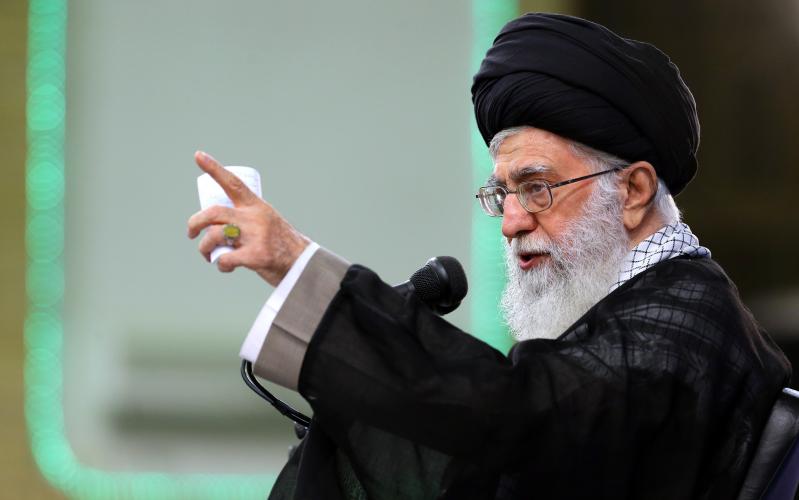 Réponses du Guide suprême aux 10 questions sur l'opposition de la nation iranienne aux Etats-Unis 
