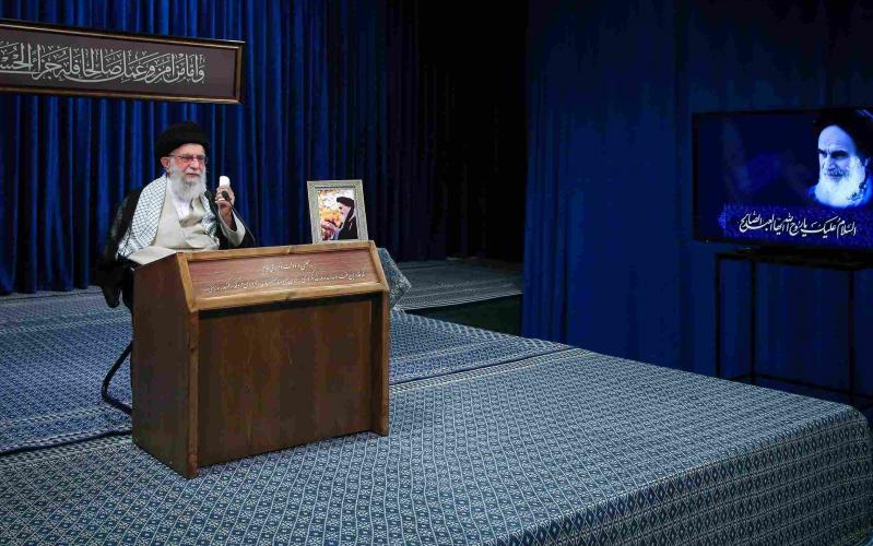  l’Imam Khomeiny était l'Imam des évolutions