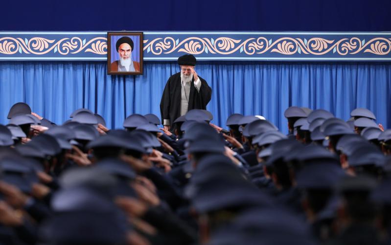 L'imam Khamenei a envoyé des salutations à la Force de défense aérienne