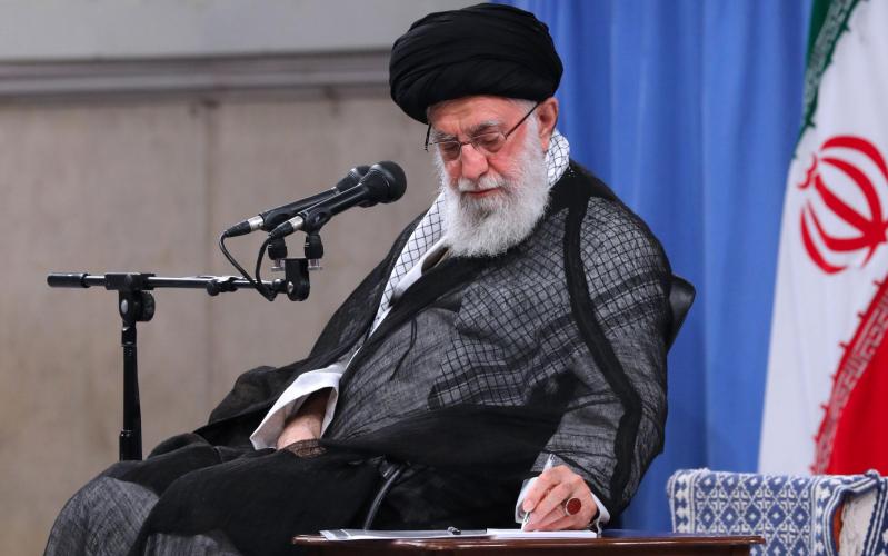 L'Ayatollah Khamenei: L'offense au Coran n'a rien à voir avec l'Eglise et le christianisme