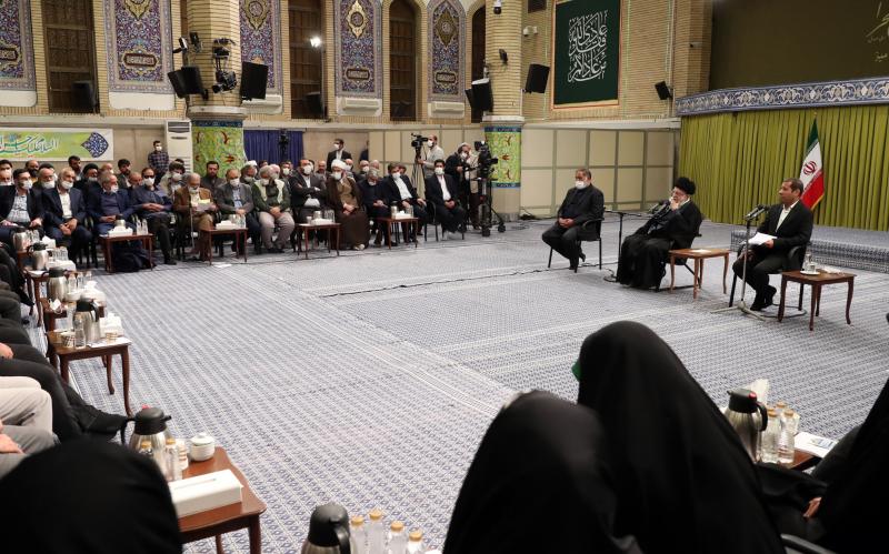 L'imam Khamenei : « les Occidentaux sont fondamentalement l'ennemi des droits de l'homme »