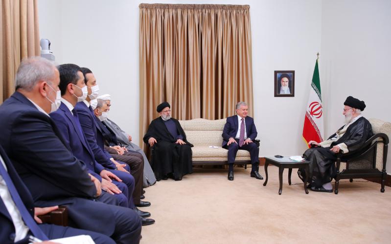PHOTOS : Rencontre du Président de l'Ouzbékistan avec le Guide suprême
