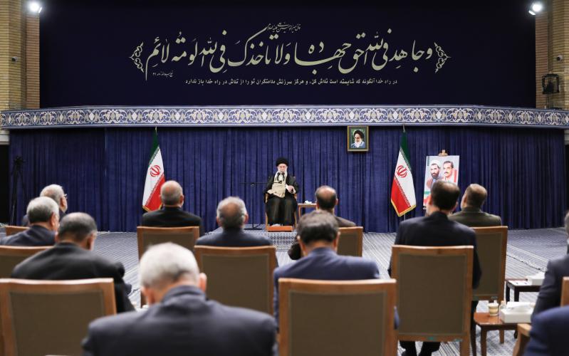 Le président Ebrahim Raïssi et son cabinet reçus par le Guide suprême