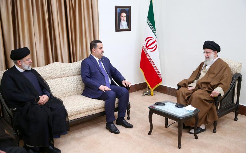  Rencontre du Premier ministre irakien avec le Guide suprême de la Révolution 