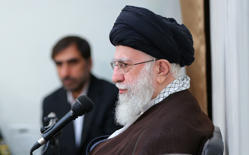 Qu’a dit l’Imam Khamenei lors d’une réunion précédant l’opération Promesse Véridique ?